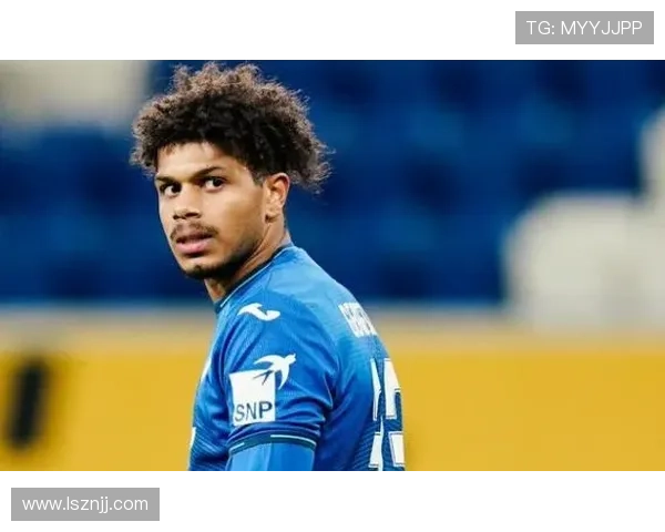 本泽马持续提升，技术精湛与战术核心地位引发深度分析