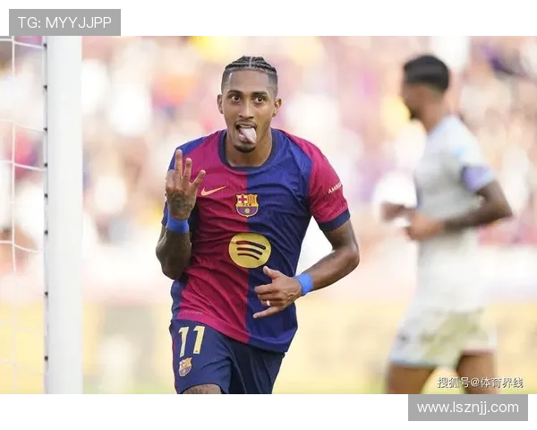 拉菲尼亚本赛季拦截抢断数据亮眼，防守贡献持续提升