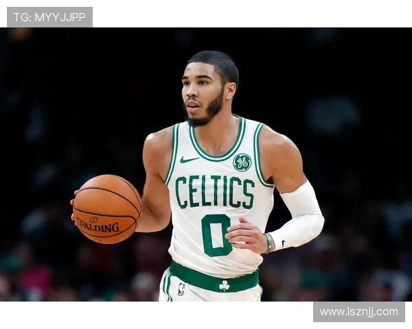 塔图姆投篮精准性超哈登，关键时刻制造多次得分爆发